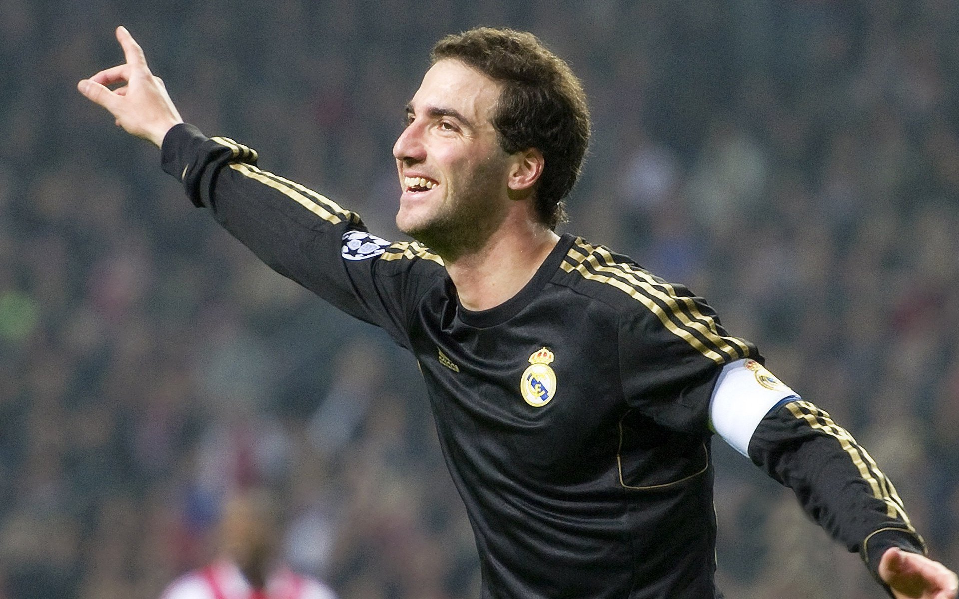 “法甲豪门板凳深厚，争夺冠军底气充足”，法甲为何没有豪门俱乐部